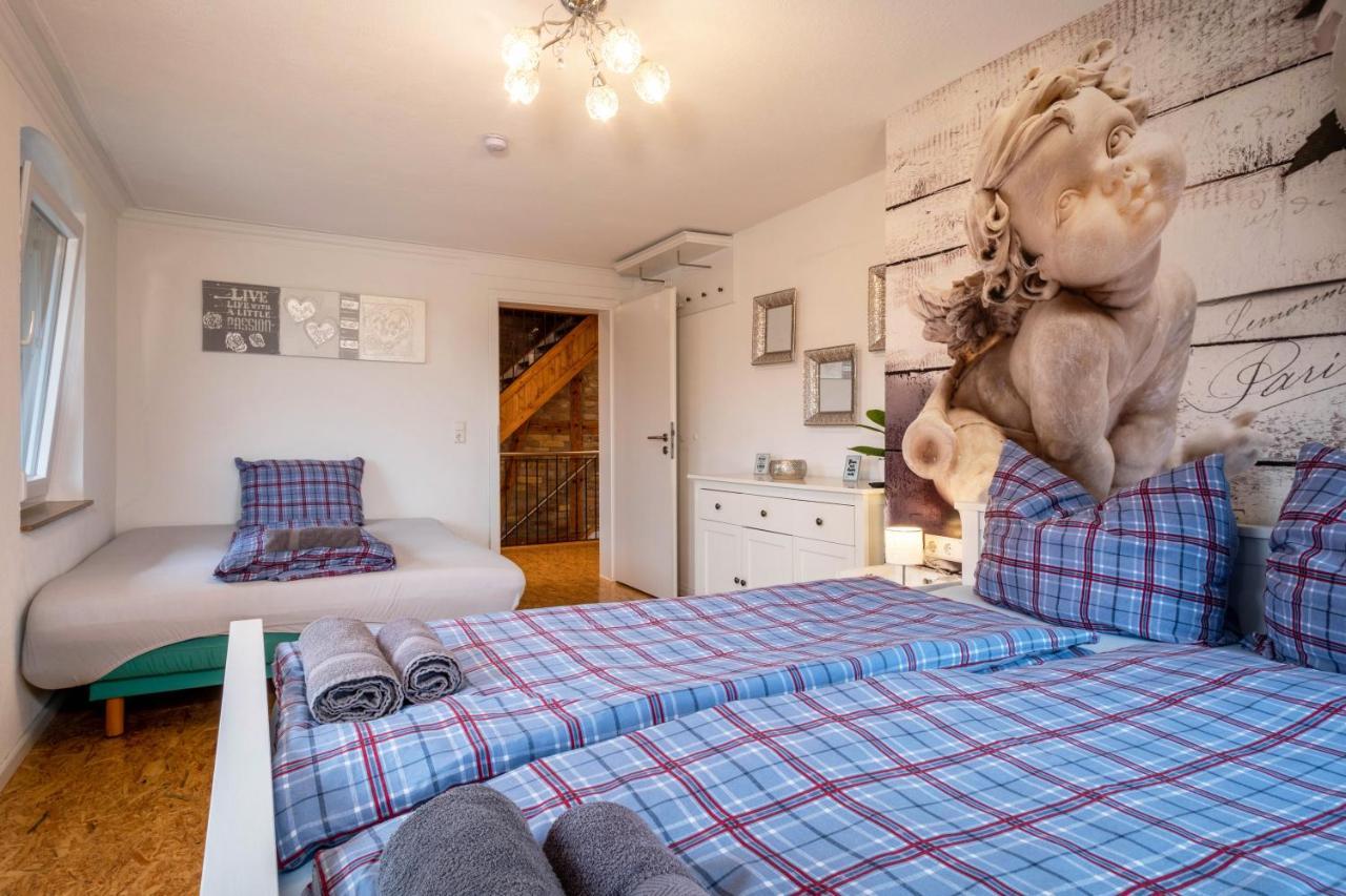 FDH Ferienwohnung Ellenweiler Bis 15 P מראה חיצוני תמונה